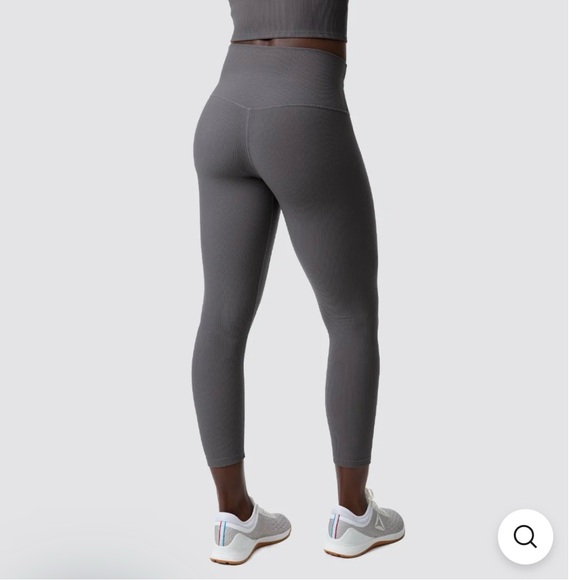 Women’s Born Primitive Leggings - Picture 2 of 9